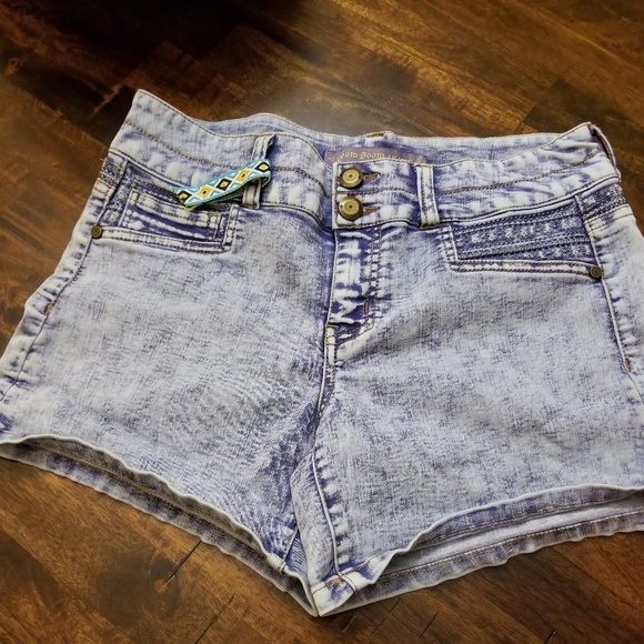 🔥🔥BOOM BOOM Jeans short - Picture 2 of 5